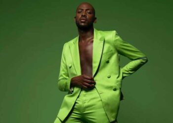 Rich Mnisi partners with SA phone company OPPO to create the aesthetically pleasing “Find N2 Flip”