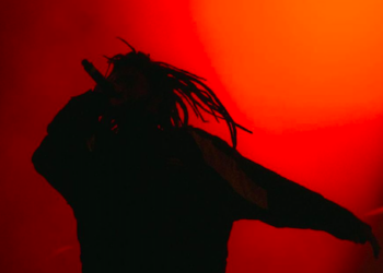 Maverick Seizure: Illuminating Boundaries And Framing Visual Epiphanies