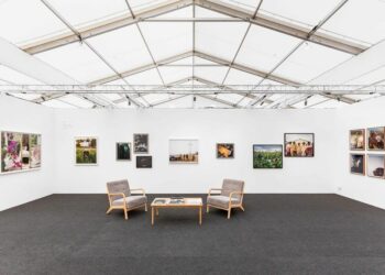 Through The Lens Of Excellence: Lindokuhle Sobekwa Claims the 2023 FNB Art Prize