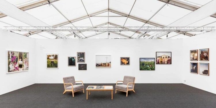 Through The Lens Of Excellence: Lindokuhle Sobekwa Claims the 2023 FNB Art Prize