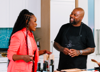 Unathi Nkayi Returns To Screens In Season 4 As Host Of Celebrity Festive Season Show