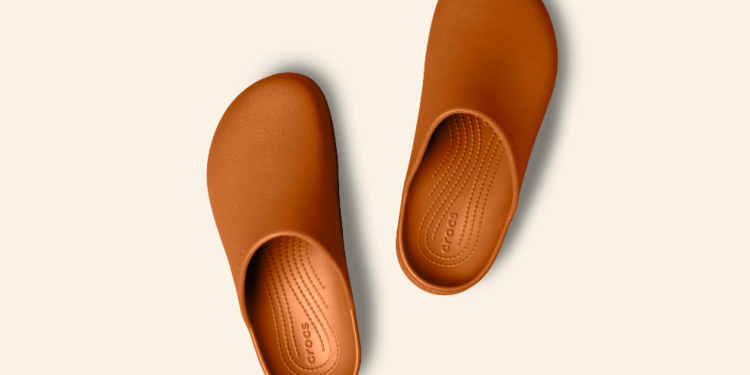 Introducing the Dylan Clog by Crocs: Where Timeless Style Meets Iconic Comfort