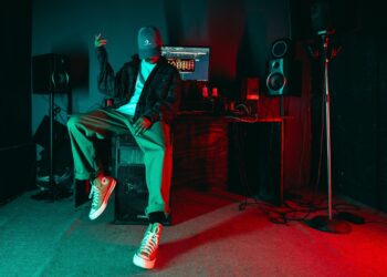 Sportscene Redefines Love With The ‘Love The Hustle’ Campaign